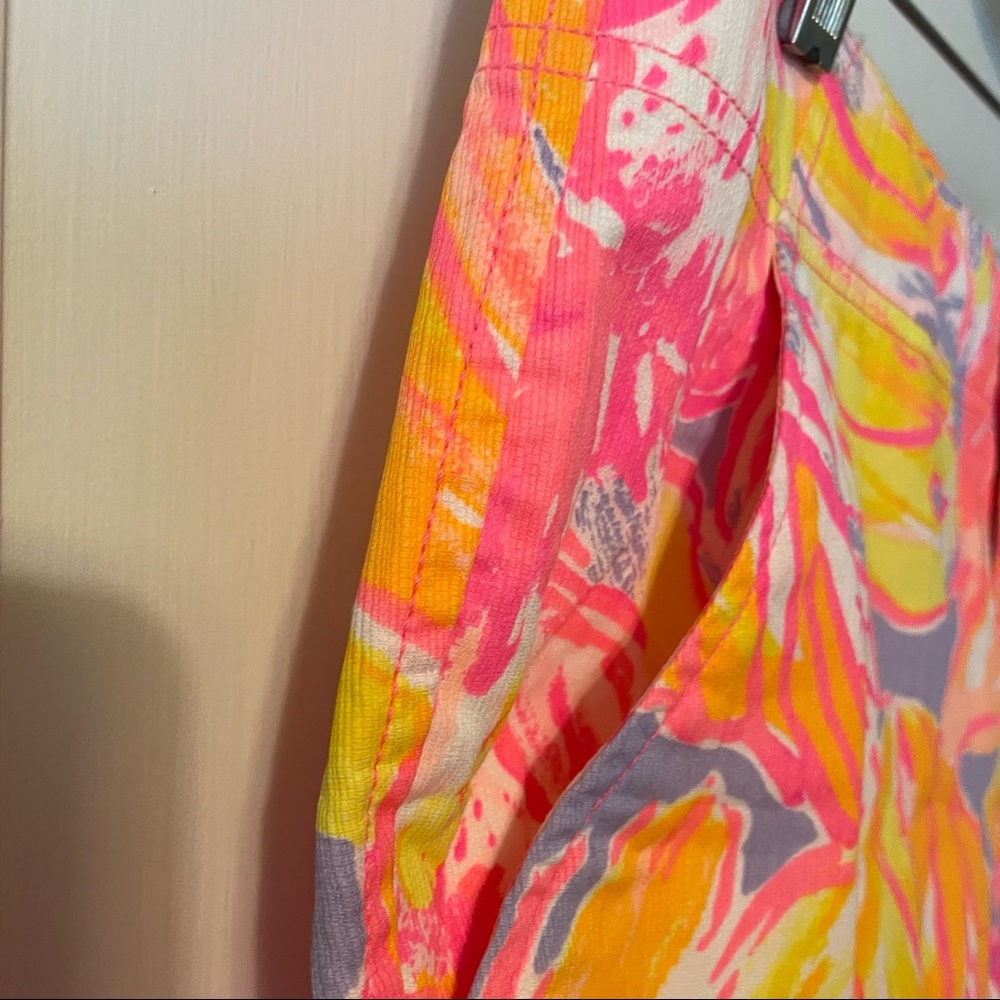 SOLD-Lilly Pulitzer shorts - Picture 5 of 10